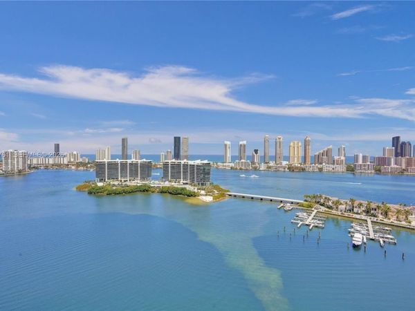 3201 NE 183rd St, Unit 2403, Aventura, FL 33160