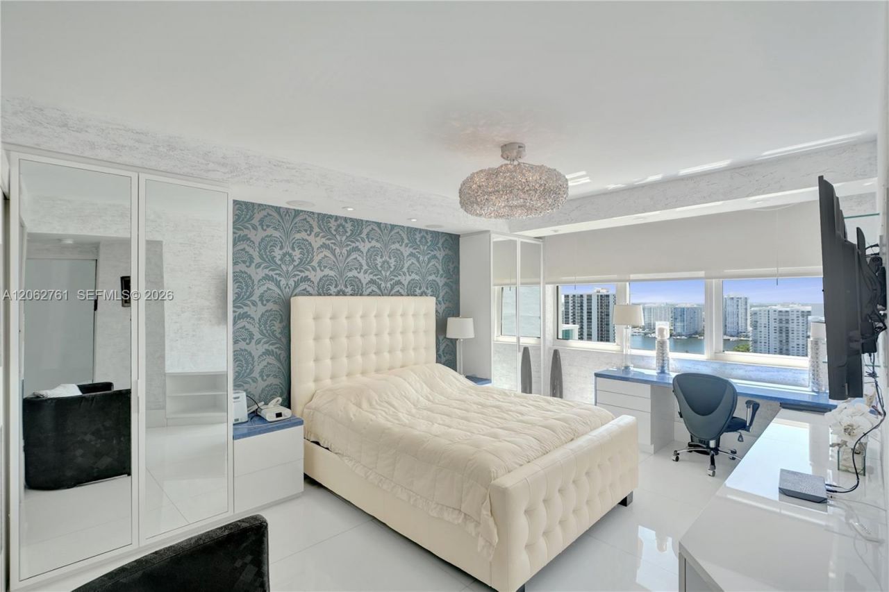 3201 NE 183rd St, Unit 2403, Aventura, FL 33160 Photo