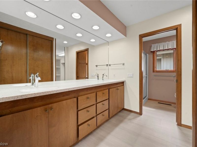 32647 Deerspring Court, North Ridgeville, OH 44039 Photo 31