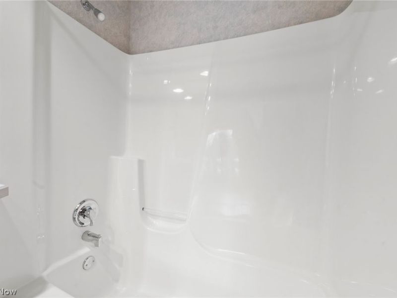32647 Deerspring Court, North Ridgeville, OH 44039 Photo 38