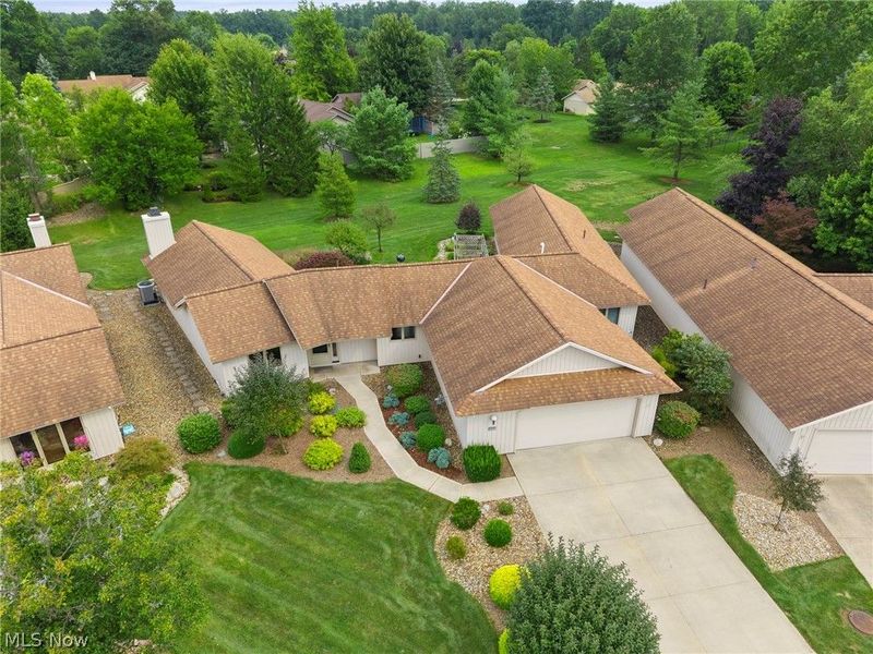 32647 Deerspring Court, North Ridgeville, OH 44039 Photo 4