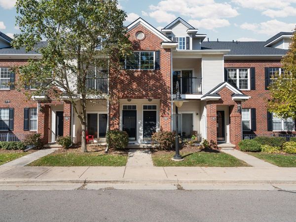 331 Scio Village Court, Ann Arbor, MI 48103