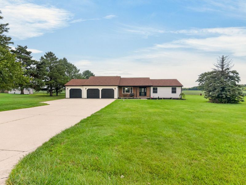 17212 Sharp Road, Sidney, OH 45365 Photo 2