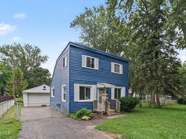 5518 Merriman Drive, Sylvania, OH 43560