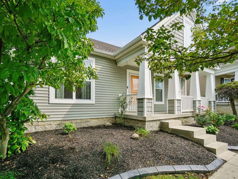 4444 Snowy Meadow Drive, Grove City, OH 43123 Photo 6