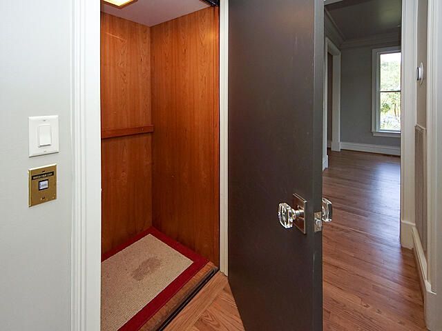 5043 Barrier Island Court Photo 9