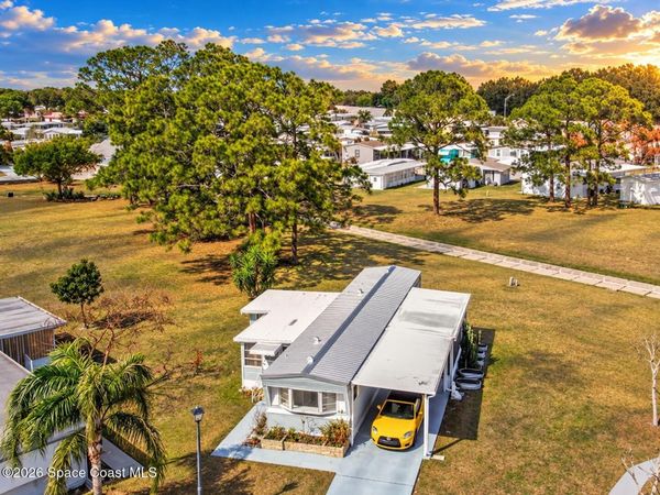 294 Fantasy Court NE, Palm Bay, FL 32907