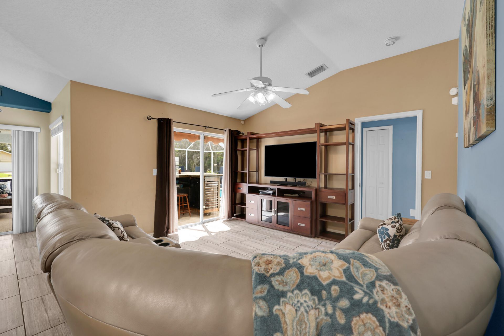 398 SE Bayview Terrace, Port Saint Lucie, FL 34983 Photo