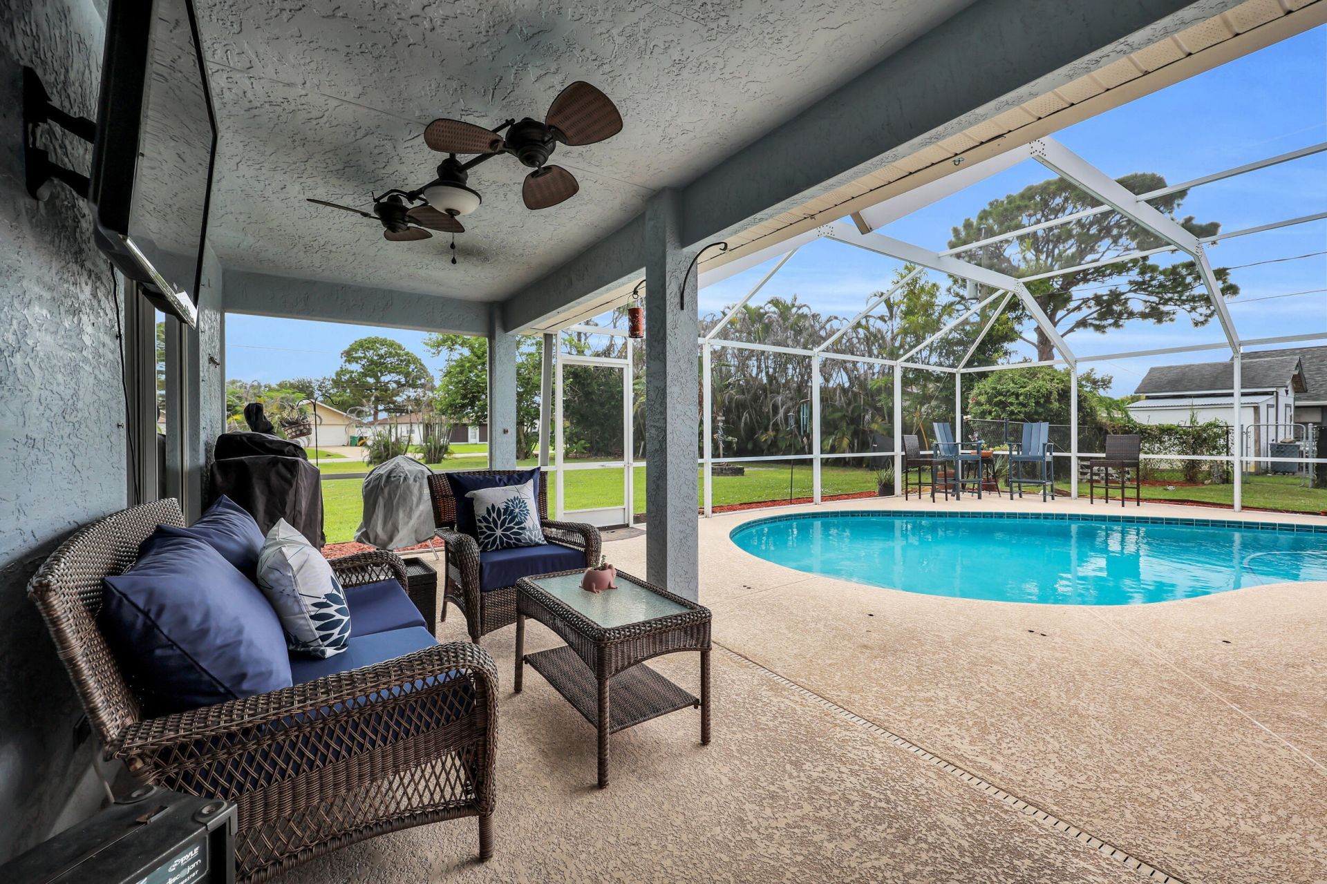 398 SE Bayview Terrace, Port Saint Lucie, FL 34983 Photo