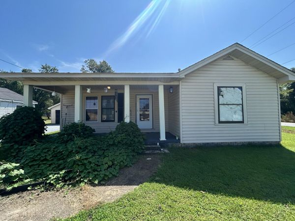112 Buchanan Ave., Nettleton, MS 38858