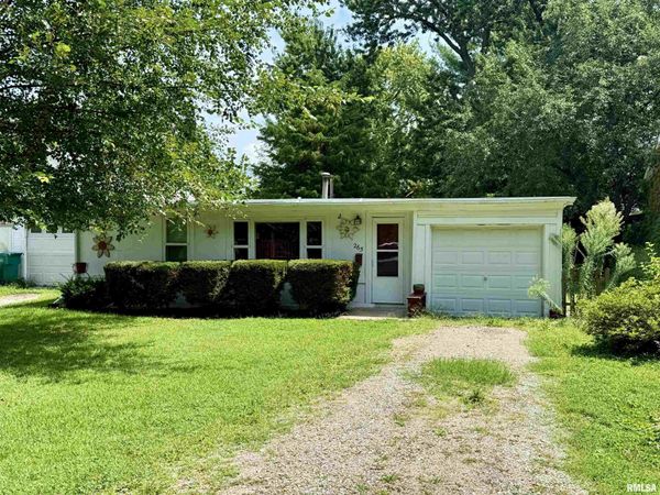 265 SILVER Street, Galesburg, IL 61401