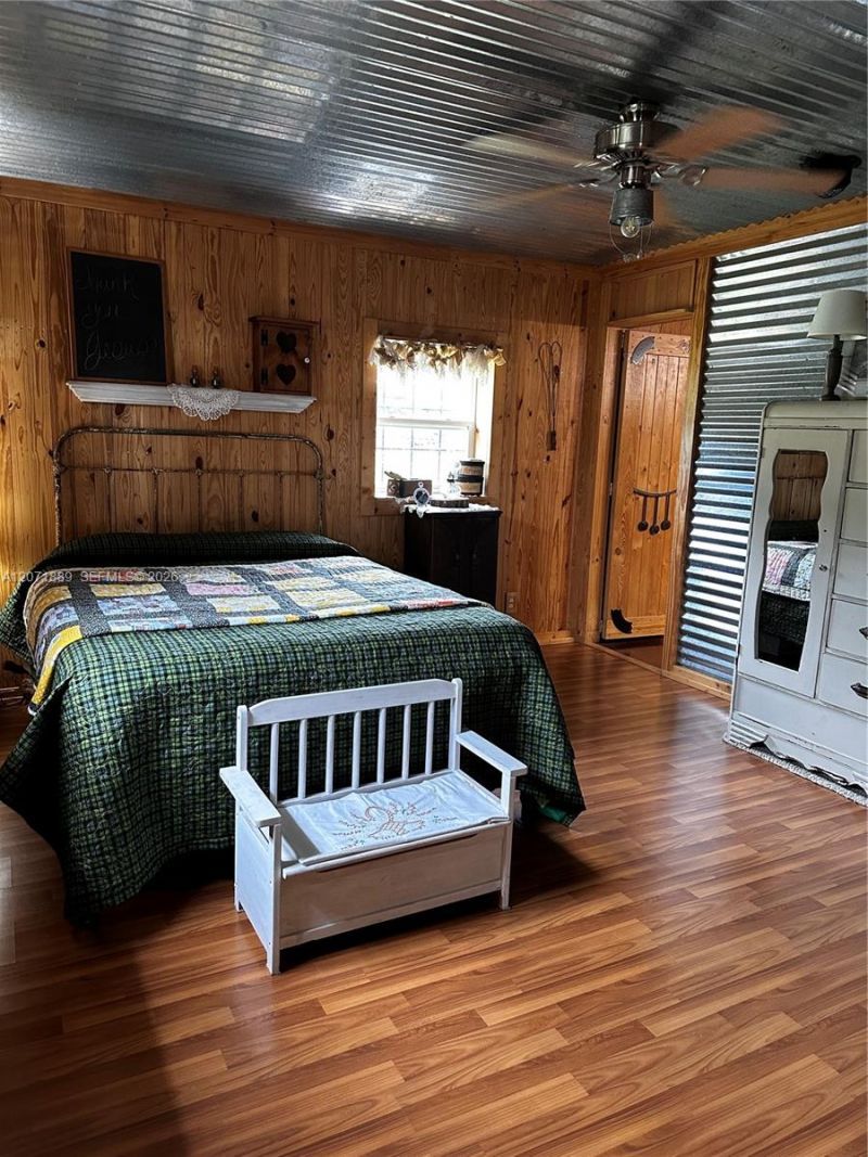 5263 Coy Burgess Loop , Defuniak Springs, FL 32435 Photo