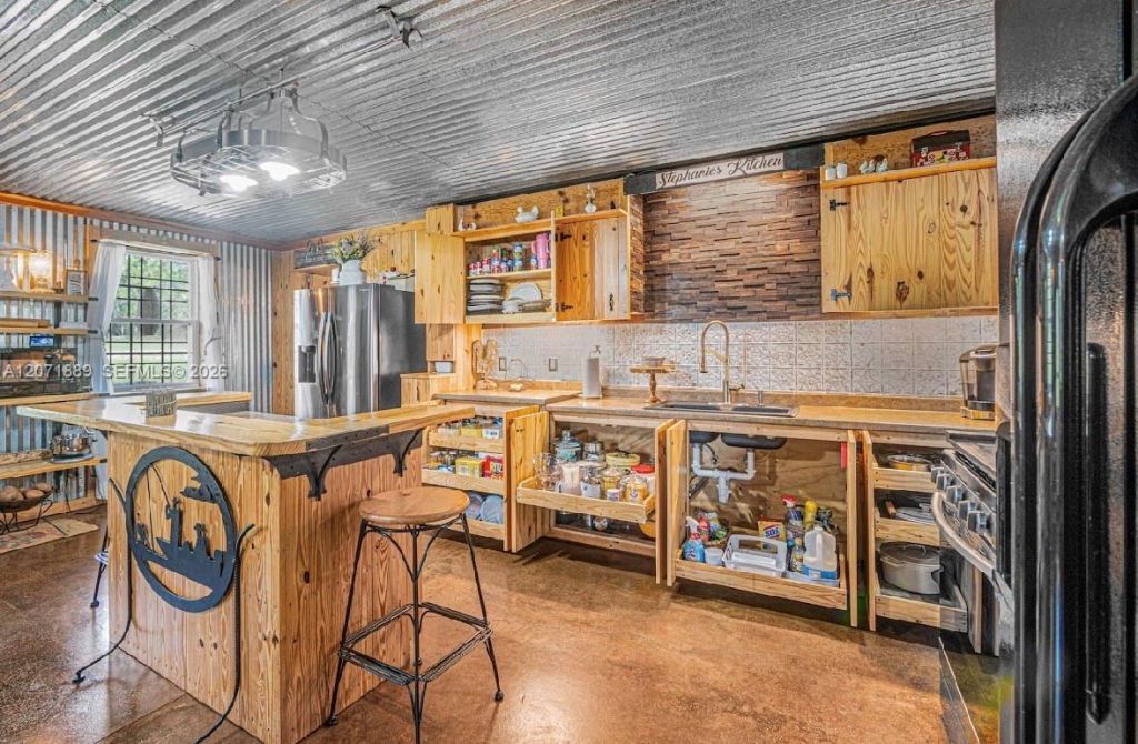 5263 Coy Burgess Loop , Defuniak Springs, FL 32435 Photo