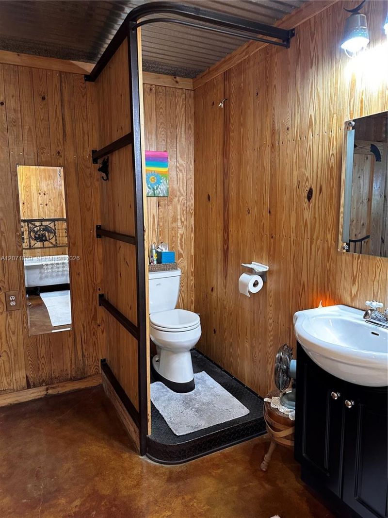 5263 Coy Burgess Loop , Defuniak Springs, FL 32435 Photo