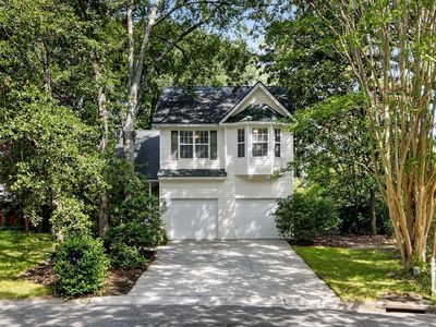 8 Latham Circle, Charleston, SC 29407