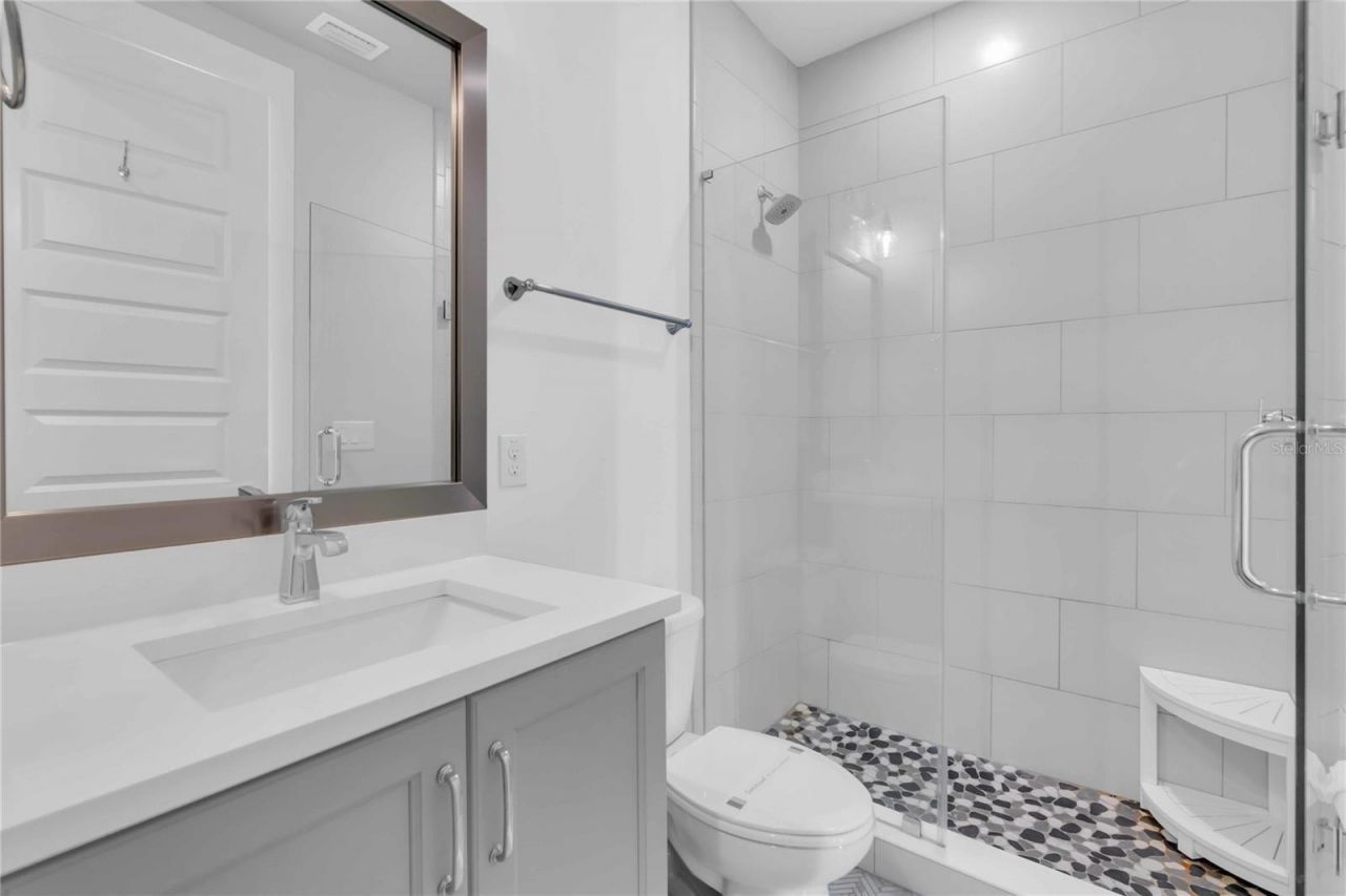 506 Laurel Park Drive, Unit 506, Sarasota, FL 34236 Photo