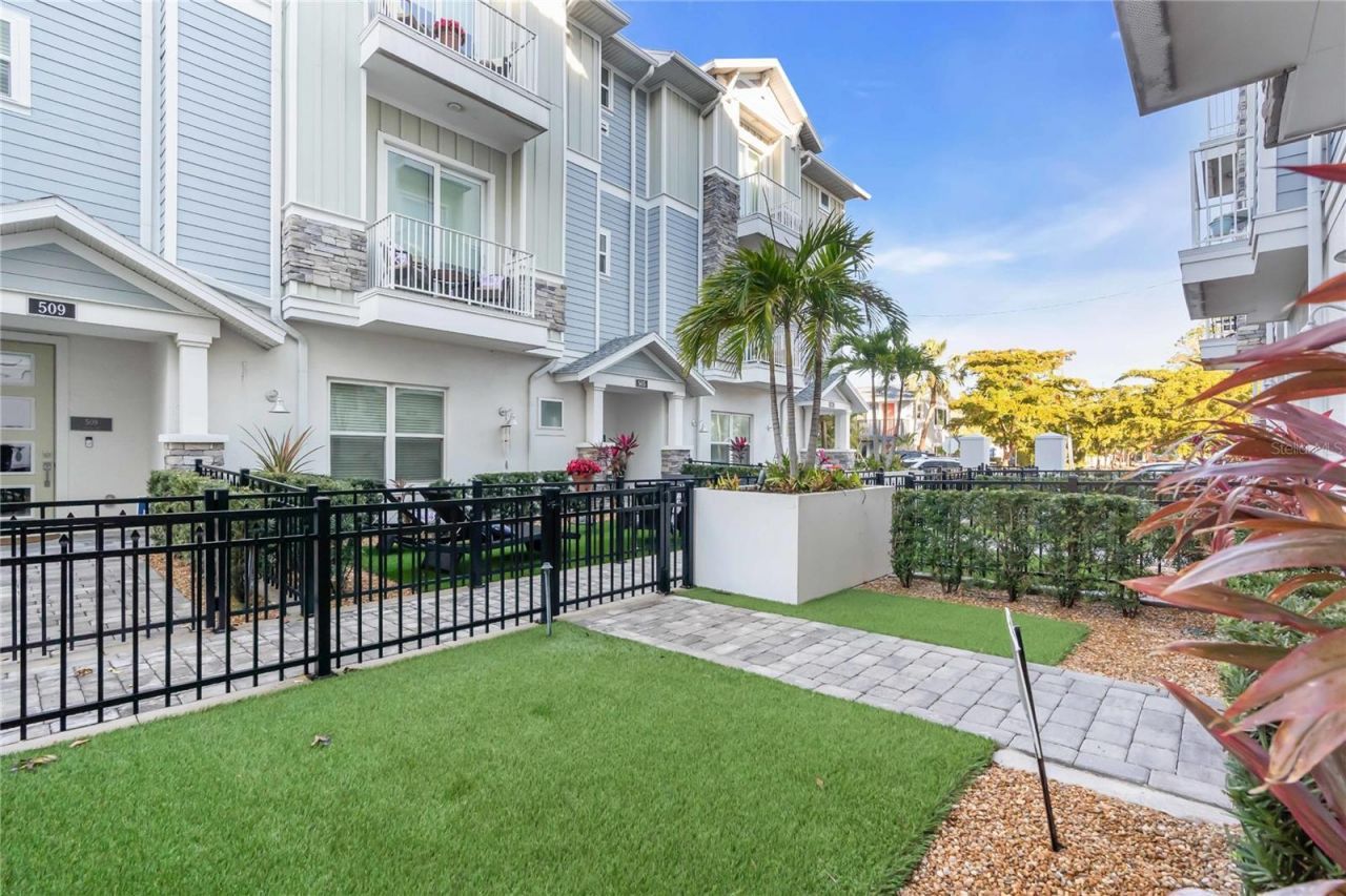 506 Laurel Park Drive, Unit 506, Sarasota, FL 34236 Photo