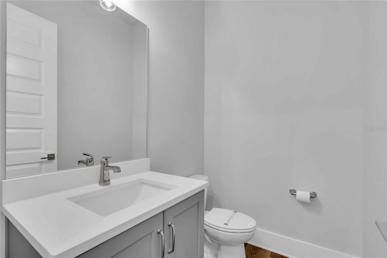 506 Laurel Park Drive, Unit 506, Sarasota, FL 34236 Photo
