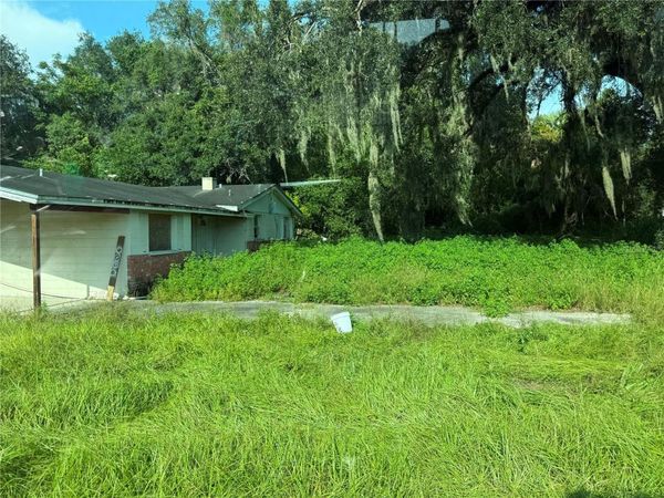 9410 E FOWLER AVENUE , THONOTOSASSA, FL 33592