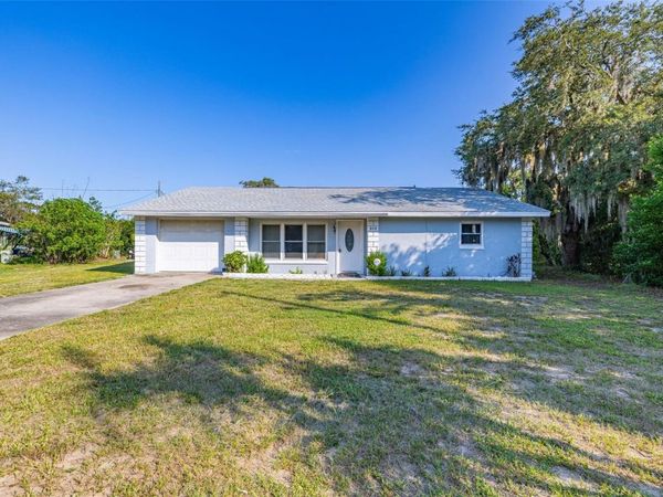 608 CHEROKEE CIRCLE , AVON PARK, FL 33825