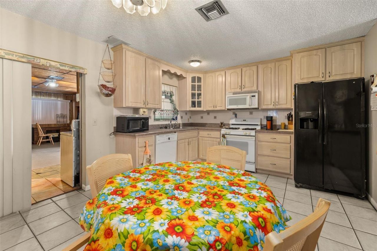608 Cherokee Circle , Avon Park, FL 33825 Photo