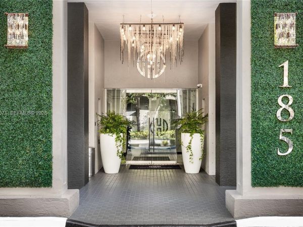 185 SE 14th Ter , Unit 1010, Miami, FL 33131