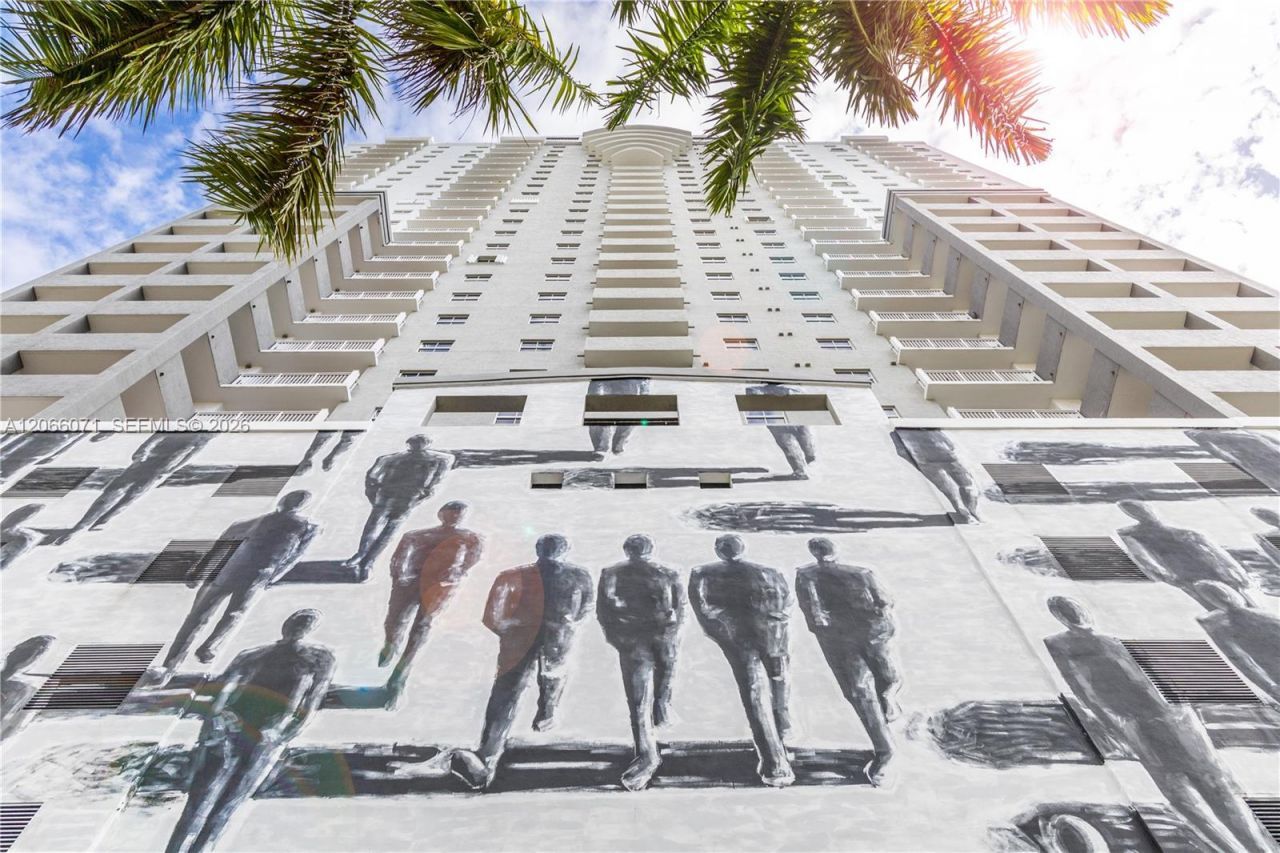 185 SE 14th Ter , Unit 1010, Miami, FL 33131 Photo