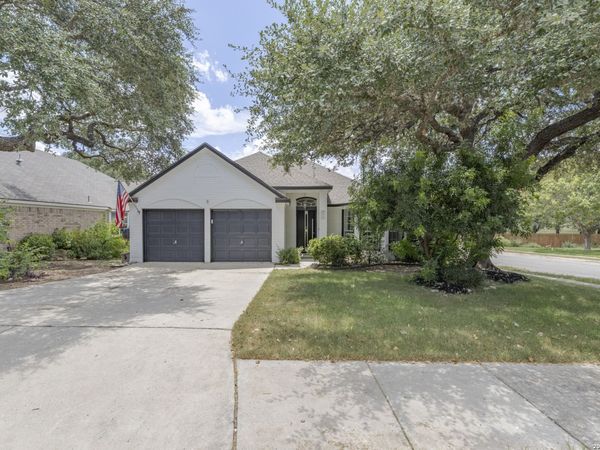 2555 Crested Heights, Schertz, TX 78154