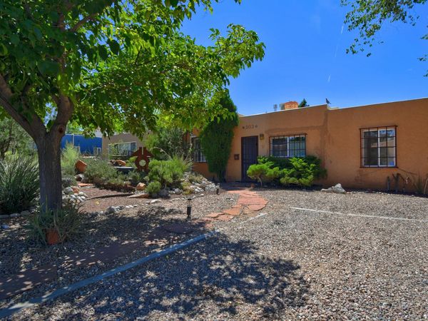 303 Tulane Drive SE, Albuquerque, NM 87106