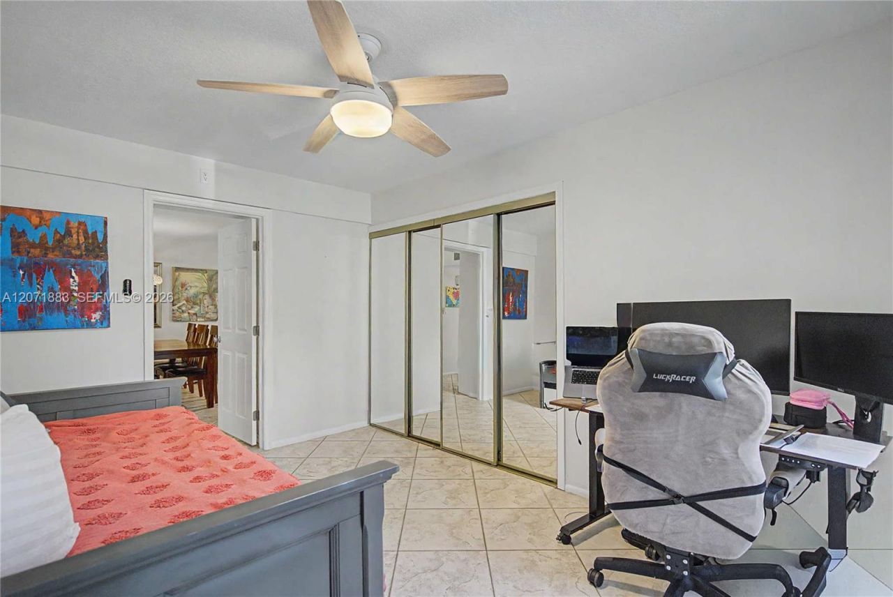 9520 Seagrape Dr, Unit 205, Davie, FL 33324 Photo