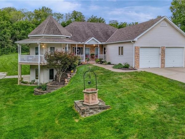 9897 SW 223rd Street, Trimble, MO 64492
