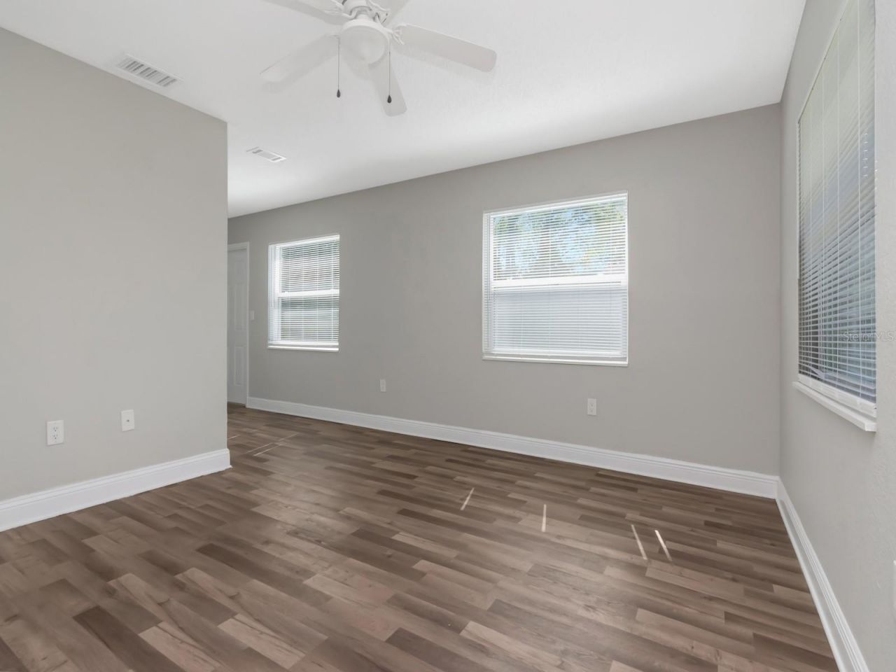 1209 62nd Avenue E, Bradenton, FL 34203 Photo