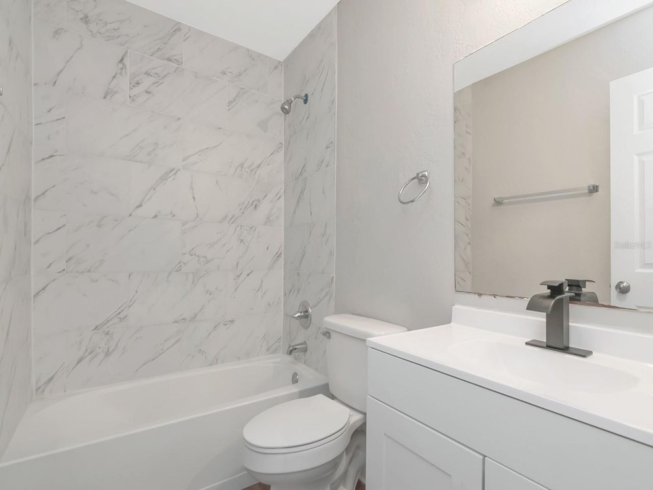 1209 62nd Avenue E, Bradenton, FL 34203 Photo