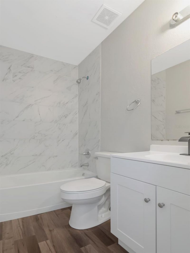 1209 62nd Avenue E, Bradenton, FL 34203 Photo