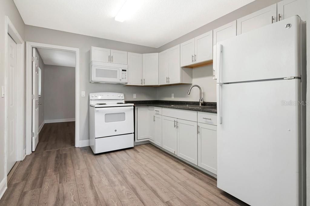 1209 62nd Avenue E, Bradenton, FL 34203 Photo