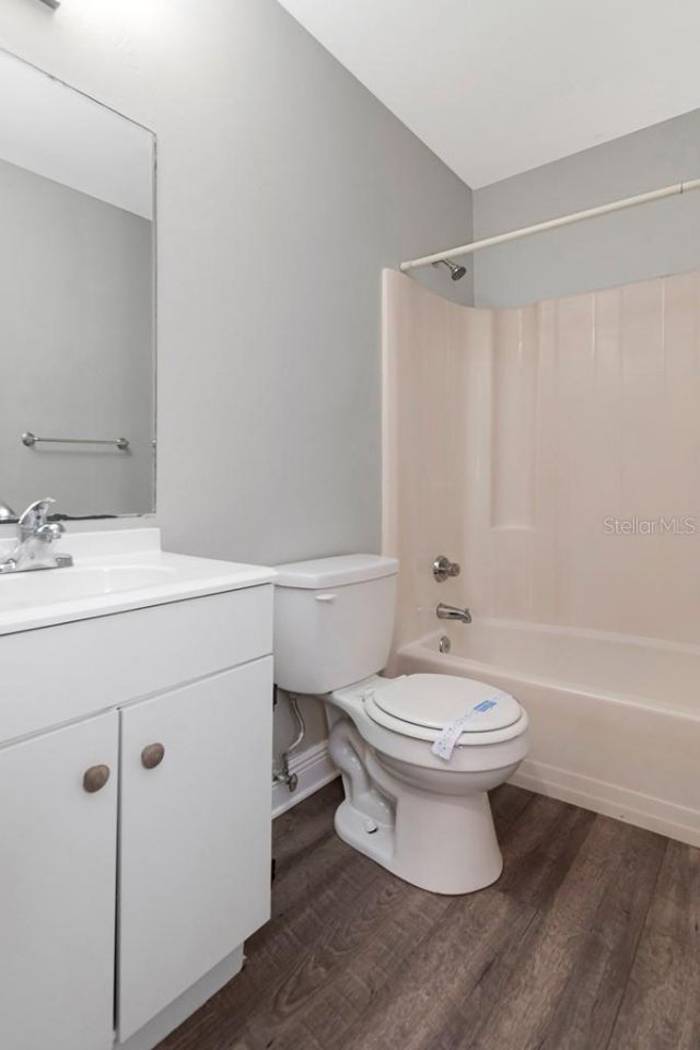 1209 62nd Avenue E, Bradenton, FL 34203 Photo