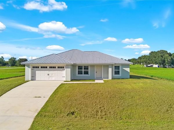 8833 HAMPSHIRE DRIVE , SEBRING, FL 33876