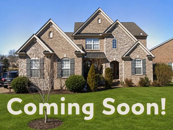 1081 Avery Trace Cir, Hendersonville, TN 37075
