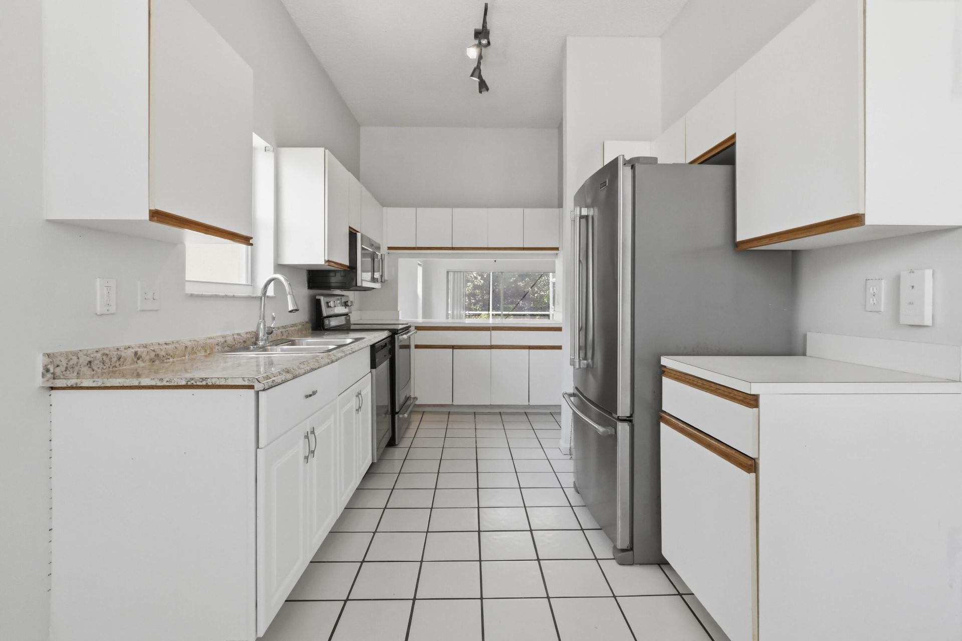 9516 NW 8th Circle, Plantation, FL 33324 Photo