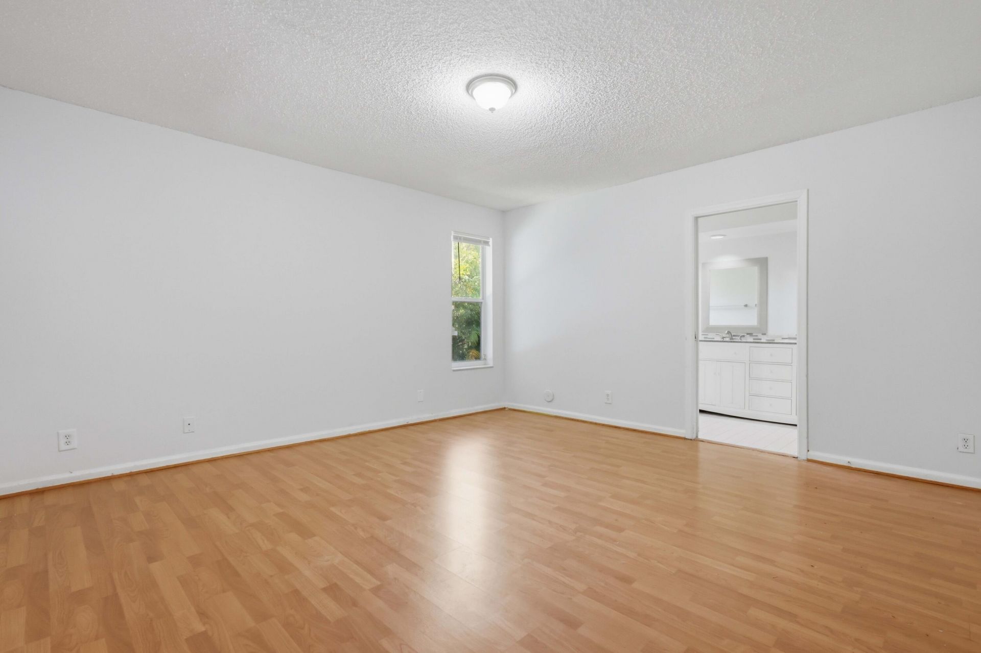 9516 NW 8th Circle, Plantation, FL 33324 Photo