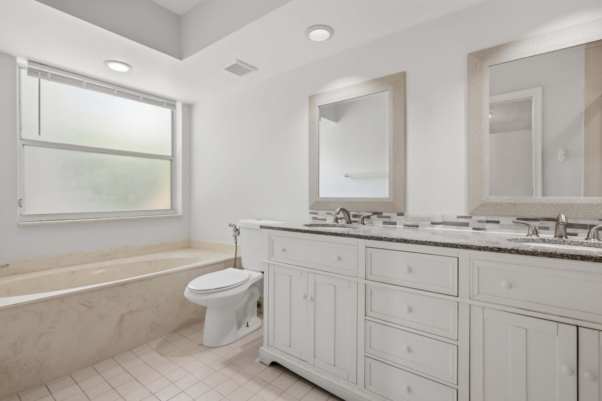 9516 NW 8th Circle, Plantation, FL 33324 Photo