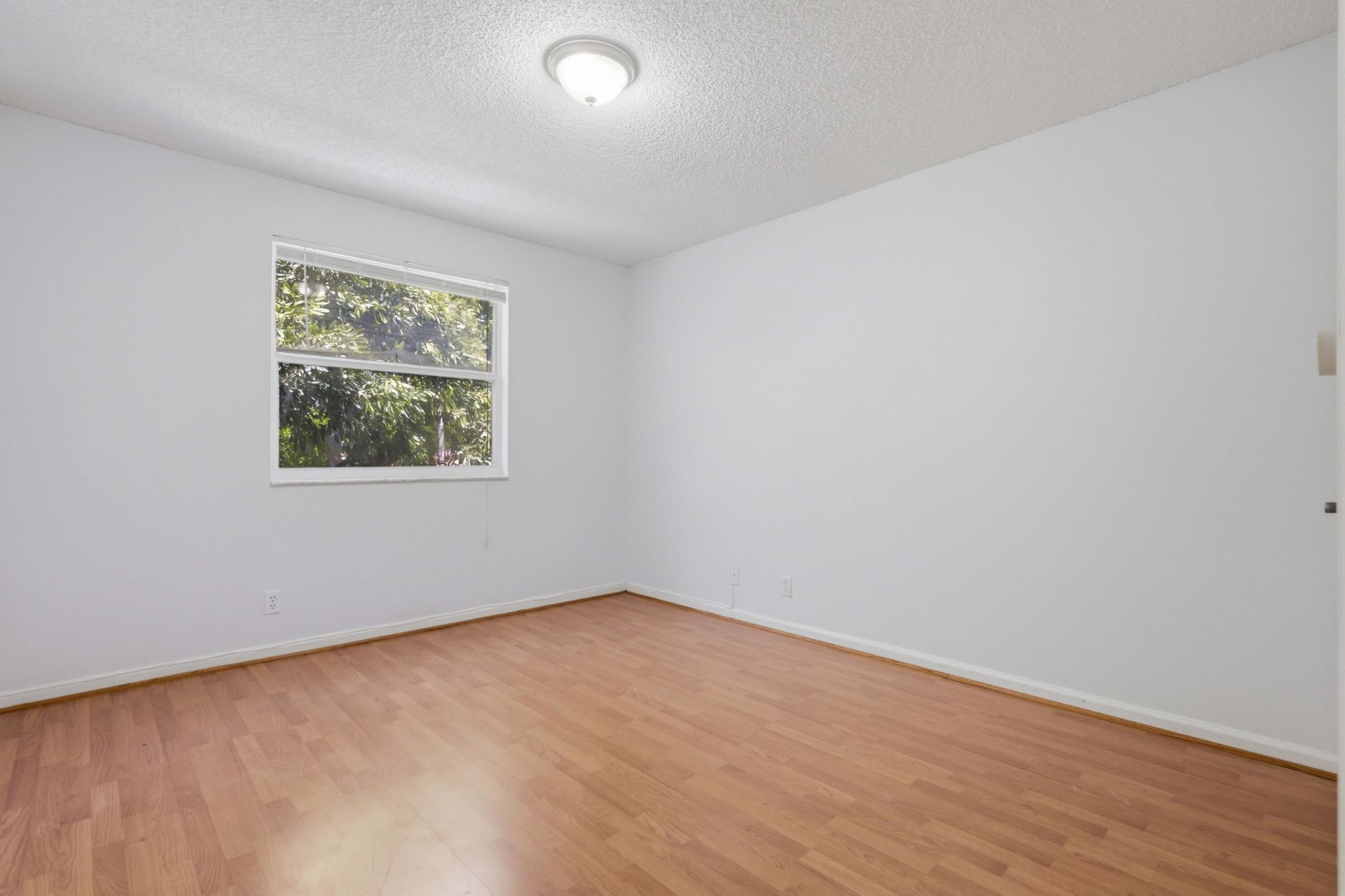 9516 NW 8th Circle, Plantation, FL 33324 Photo