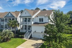 1640 Fort Palmetto Circle photo 4