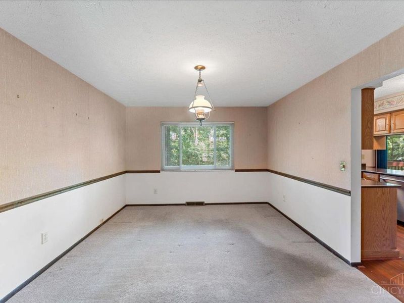 1674 Foxwood Trail, Miami Township, OH 45140 Photo 10