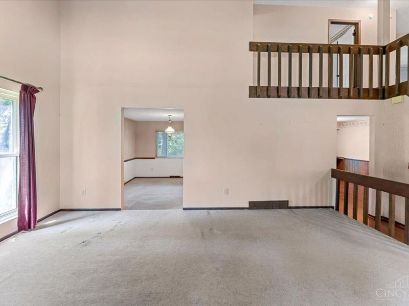 1674 Foxwood Trail, Miami Township, OH 45140 Photo 7