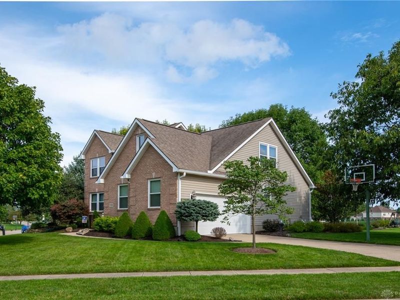 725 Mound Street, Brookville, OH 45309 Photo 3