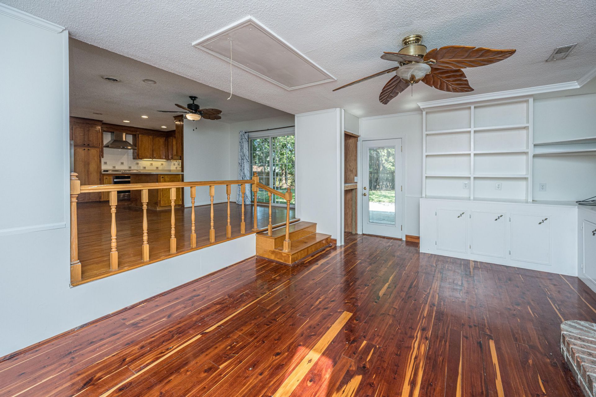 427 Parkdale Drive Photo 15