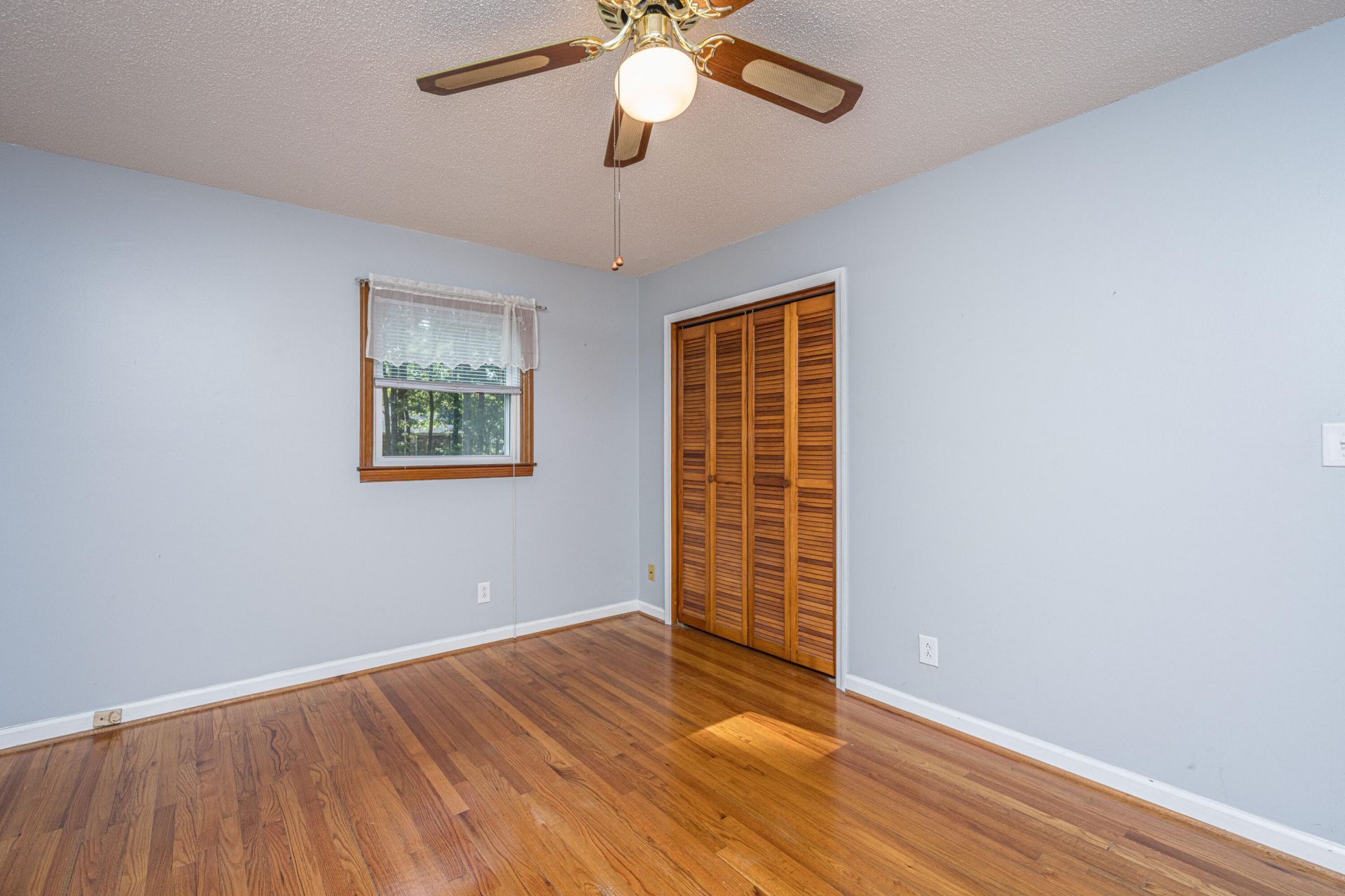 427 Parkdale Drive Photo 25