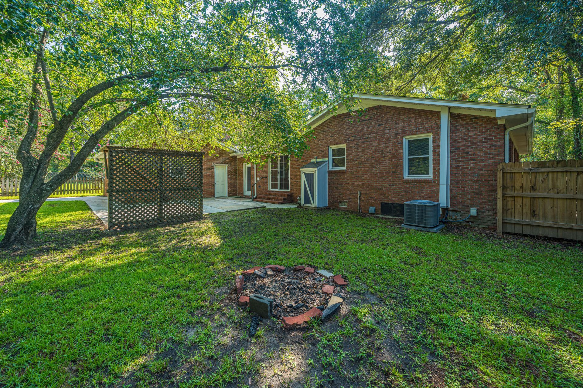 427 Parkdale Drive Photo 30