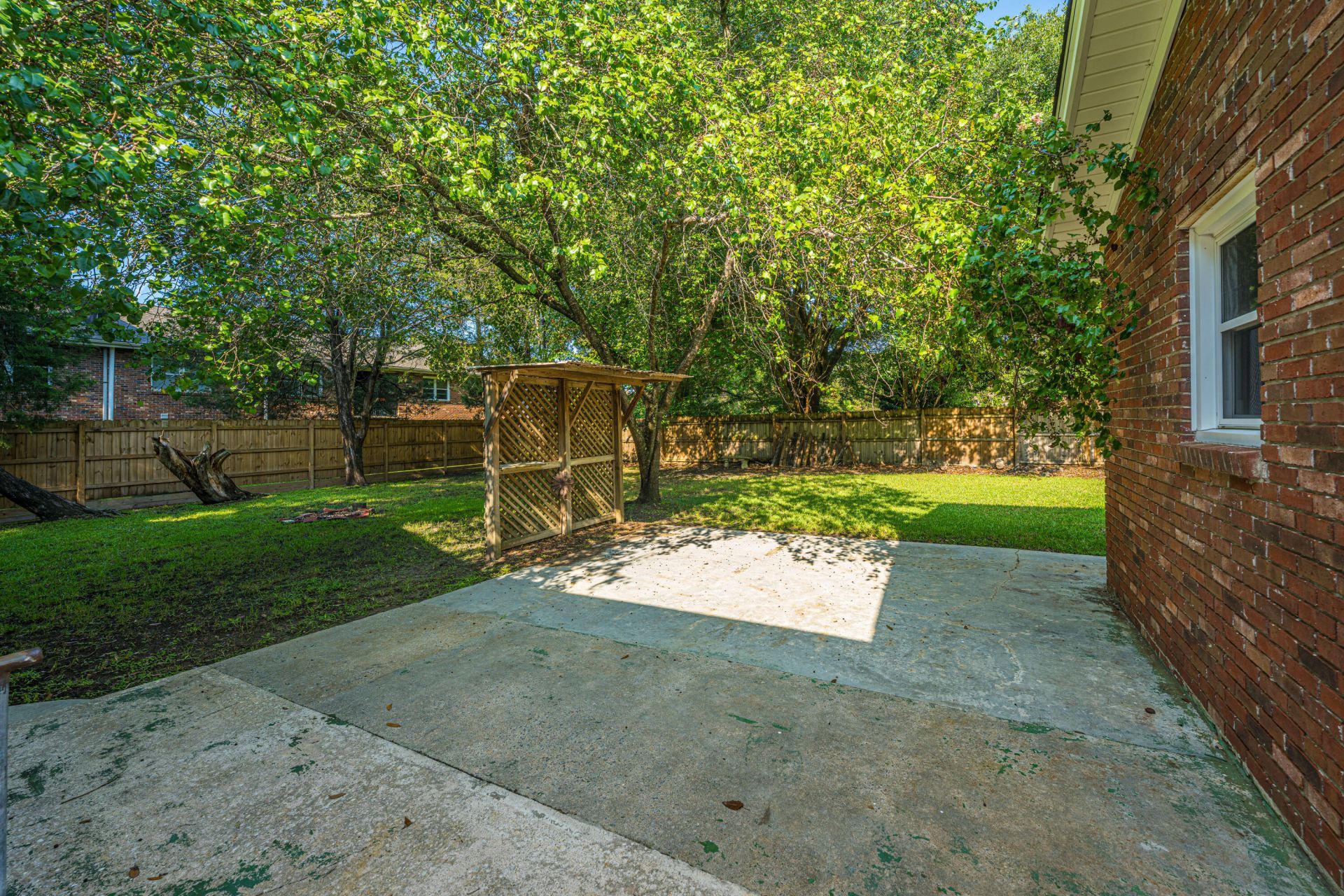 427 Parkdale Drive Photo 32